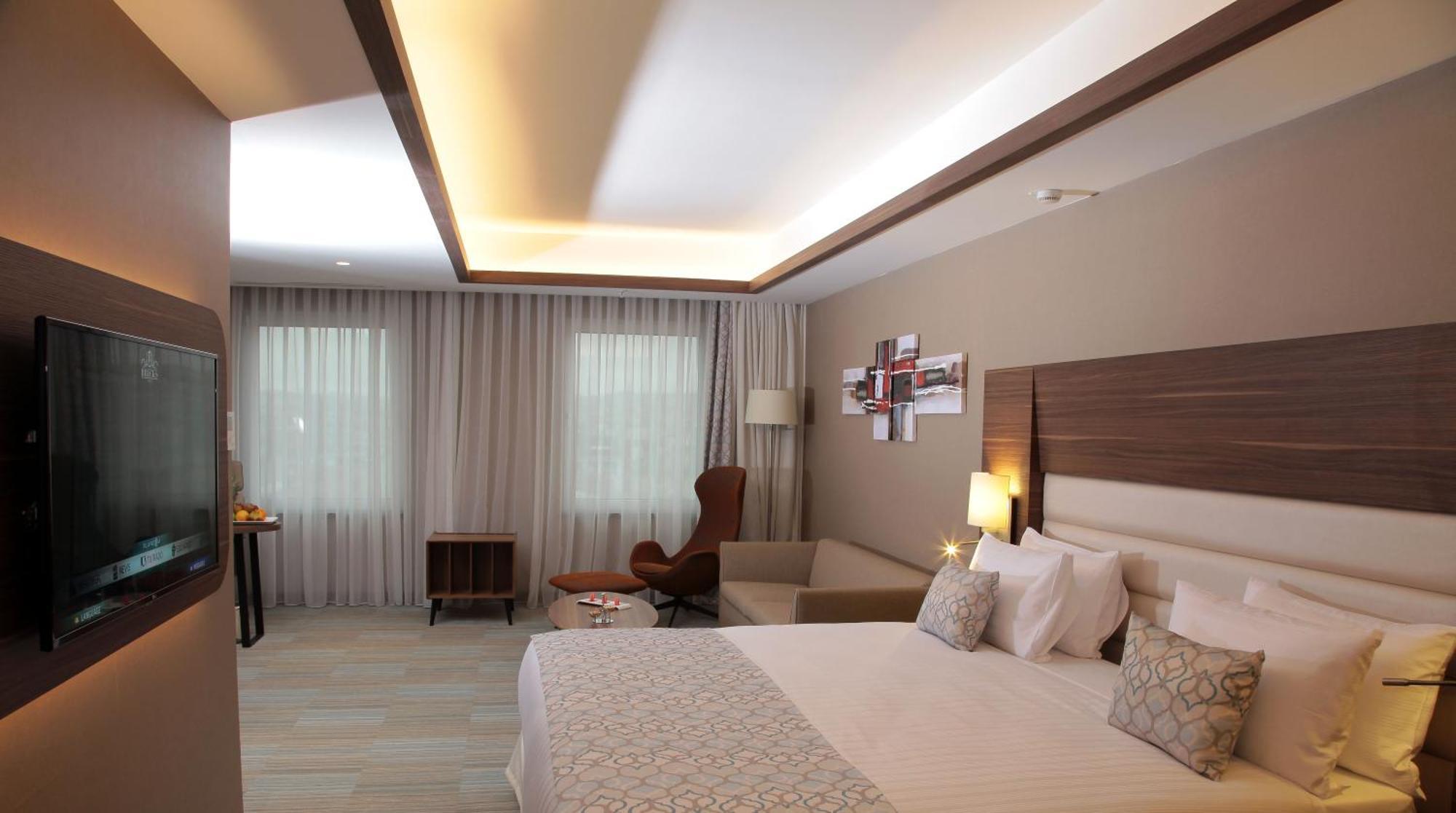 Junior Suite Airport Transfer,1280045695:JPEG