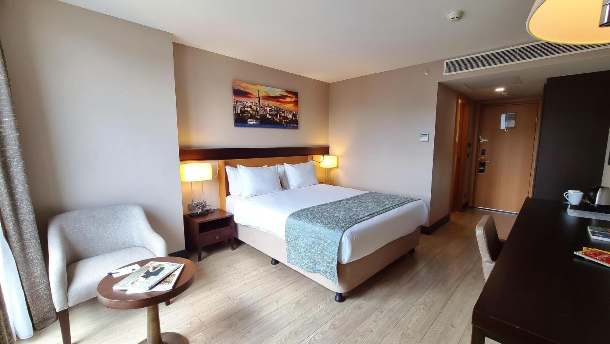 Standard Room,1546634386:JPEG