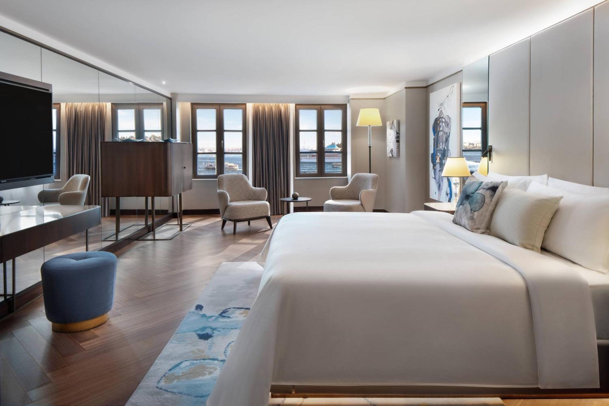 Superior King Room Bosphorus View,1553653318:JPEG