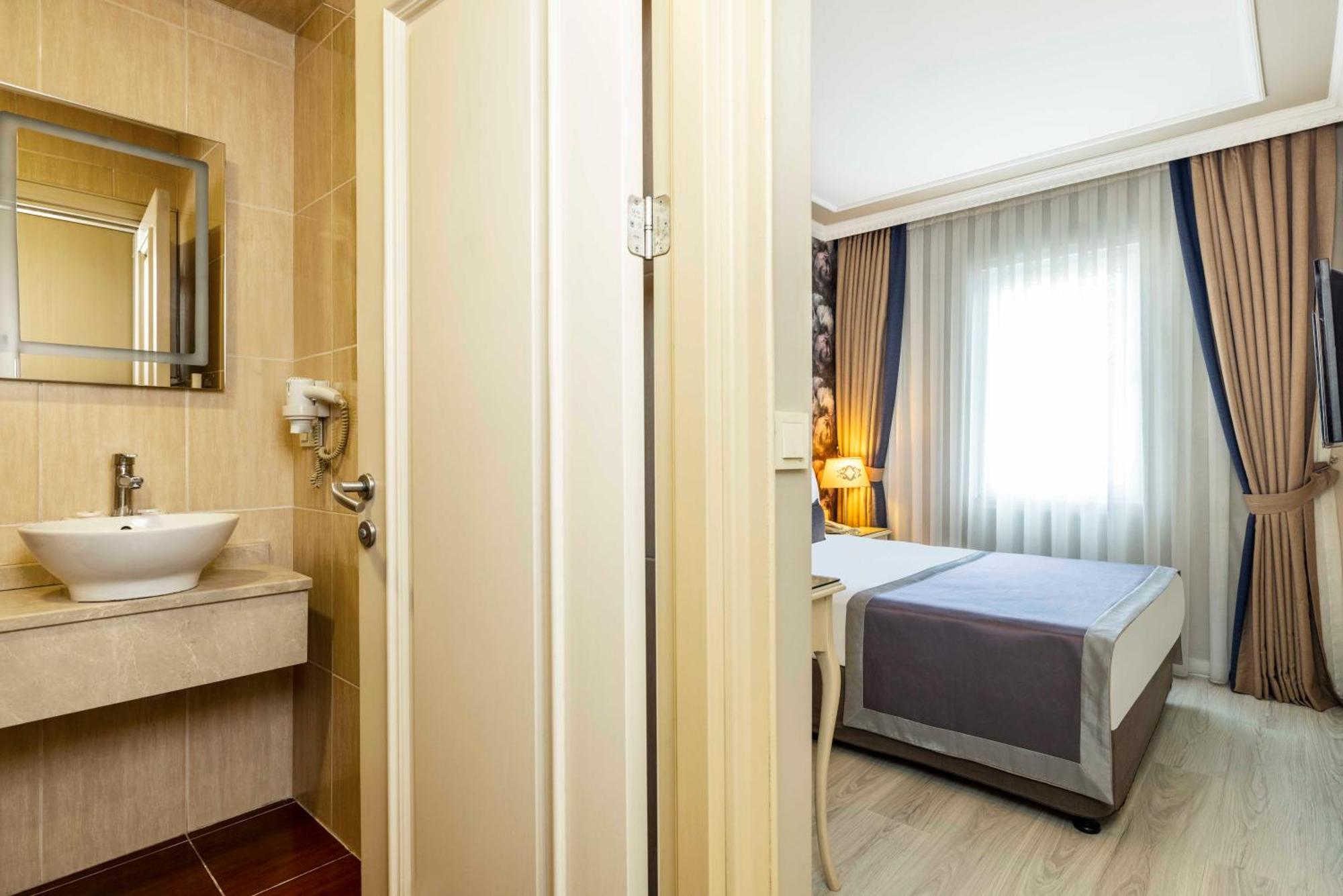 Budget Double Room,1627208303:JPEG
